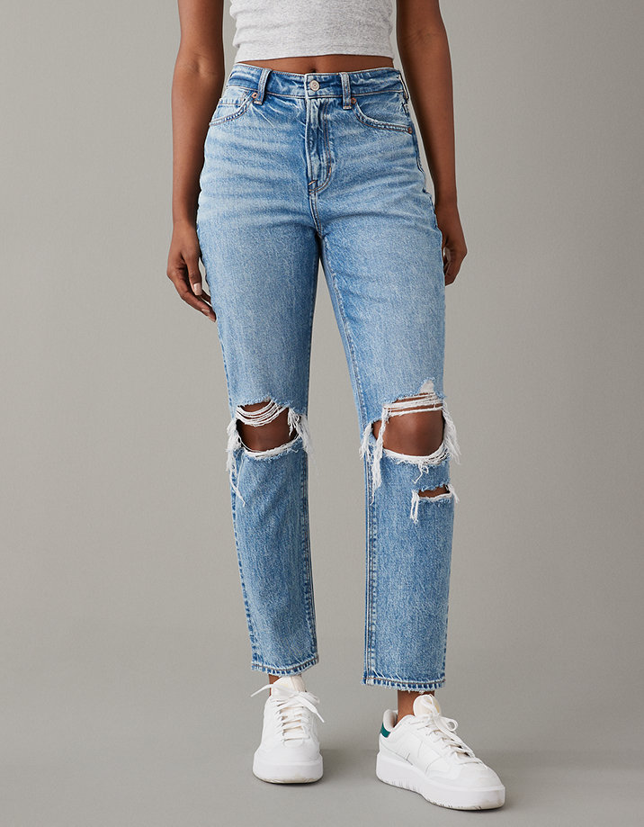 Ripped jeans, a fashion statement that has transcended generations and evolved into a timeless classic, have undeniably captured the hearts of denim enthusiasts worldwide.