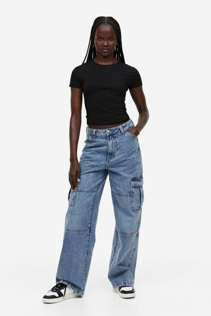 Women's cargo jeans are a fusion of durability, functionality, and style, designed to meet the demands of both rigorous professional environments and everyday wear.