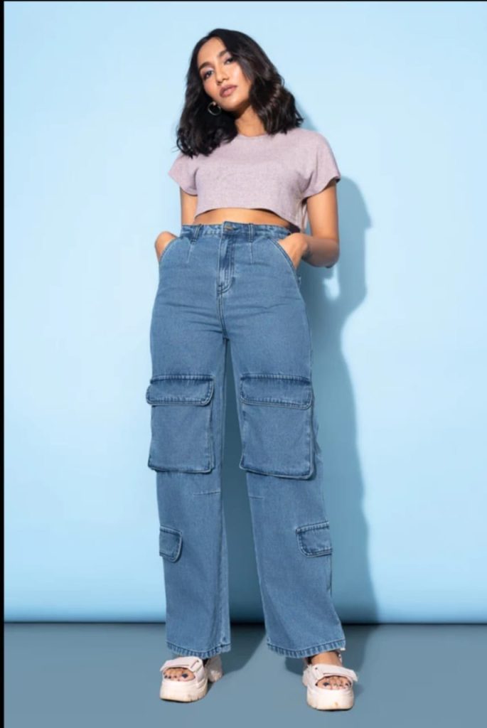 Women's cargo jeans are a fusion of durability, functionality, and style, designed to meet the demands of both rigorous professional environments and everyday wear.