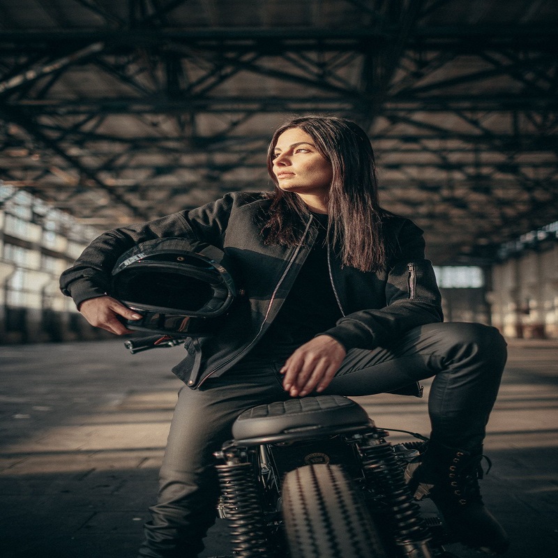 motorcycle jacket fit