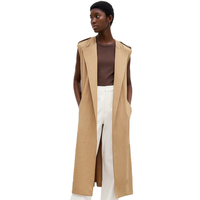 Sleeveless trench coat