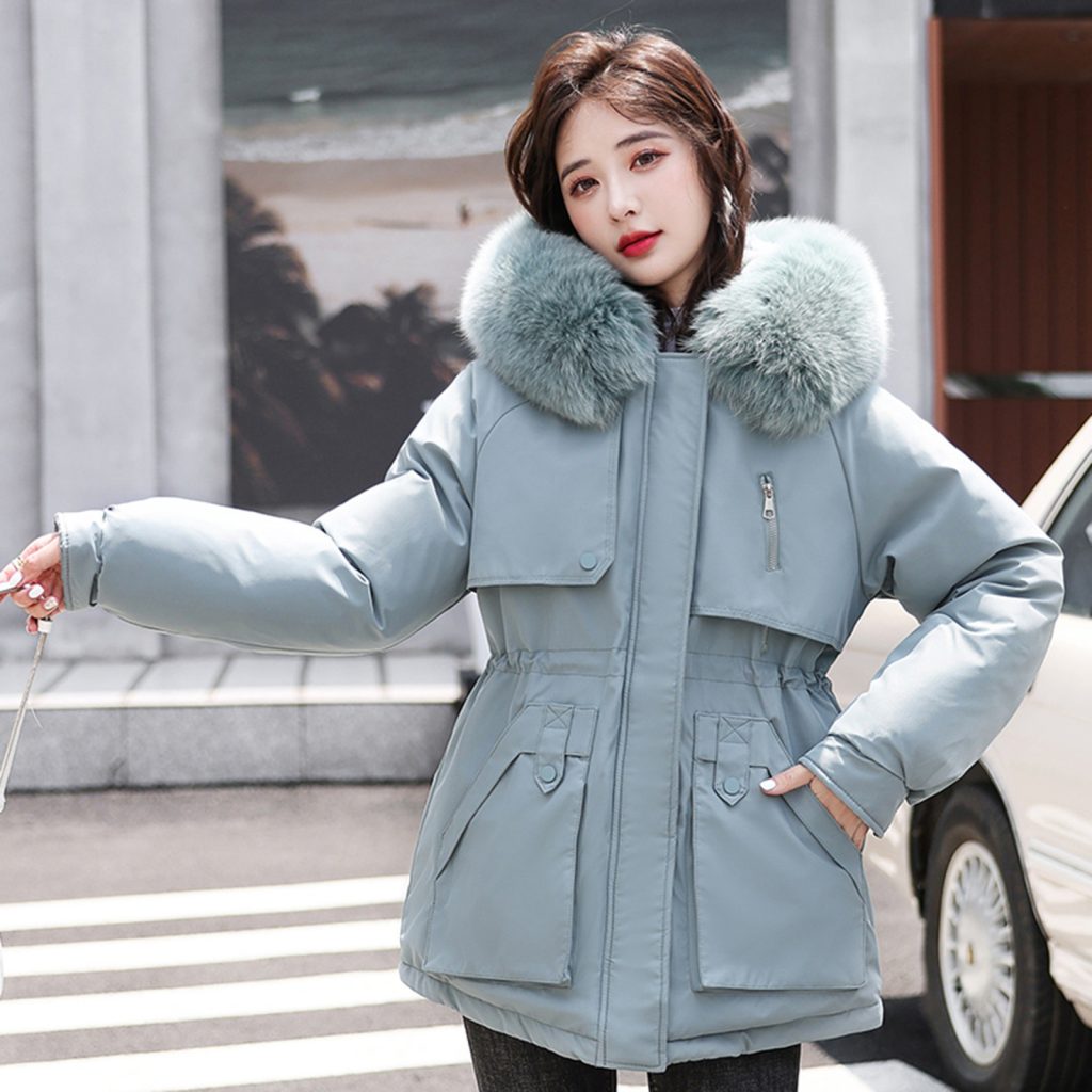 coat with fur collar